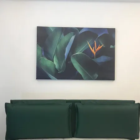 Millie's Place 4*