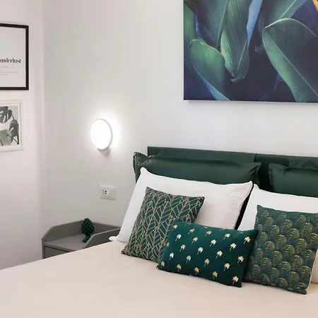 Millie's Place 4*