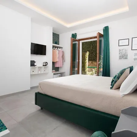 Millie's Place 4* Sorrento